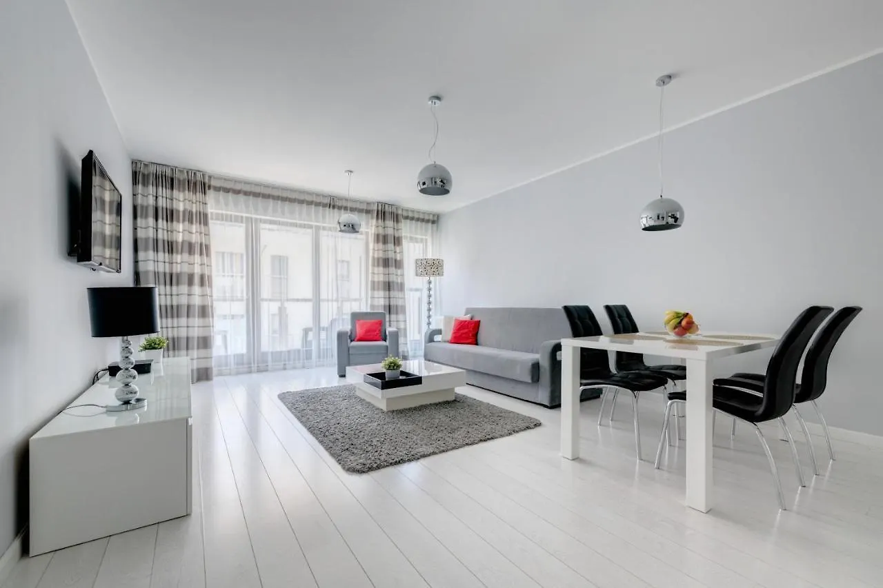 Waterlane Marina By Live & Travel Apartments Gdansk 0*,