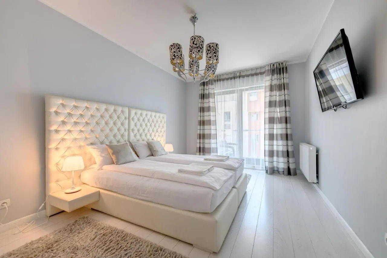 Waterlane Marina By Live & Travel Apartments Gdansk Poland
